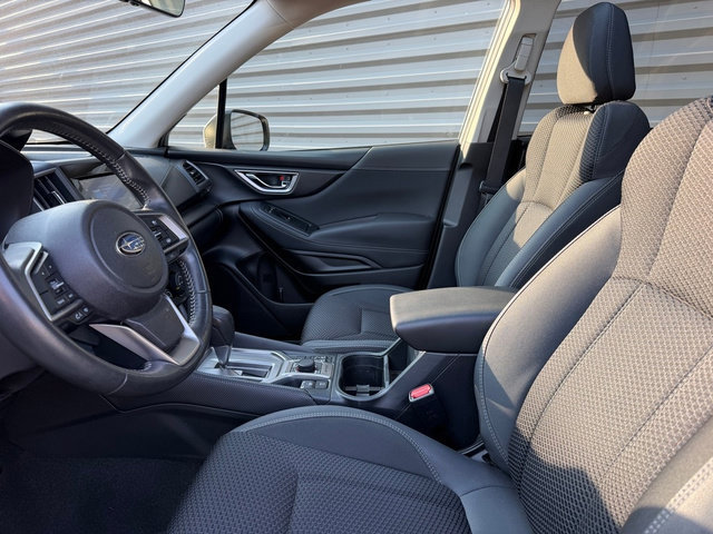 Used 2024 Subaru Forester Premium AWD/4WD image 16
