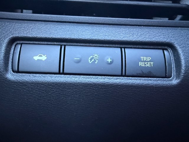Used 2024 Nissan Altima 2.5 SV FWD image 32