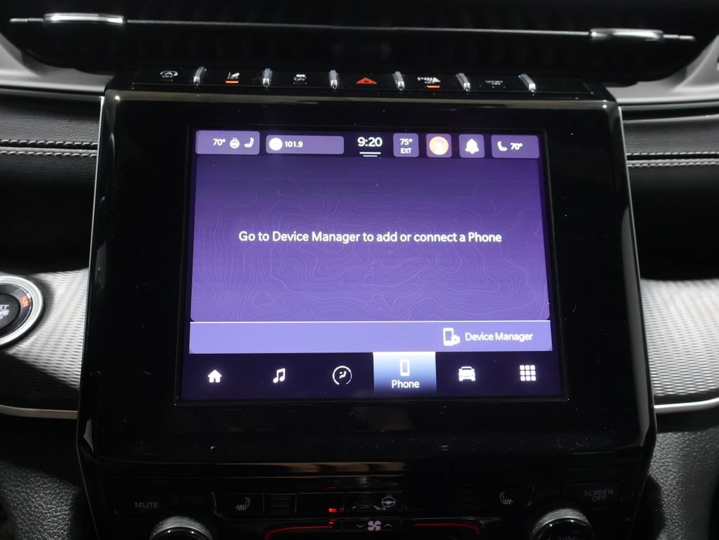 Used 2025 Jeep Grand Cherokee L Altitude AWD/4WD image 25