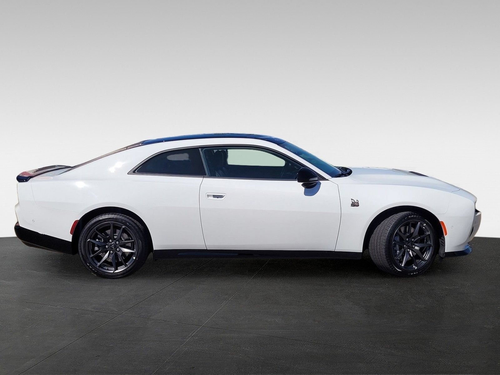 New 2026 Dodge Charger Scat Pack w/ Blacktop Package AWD/4WD image 4