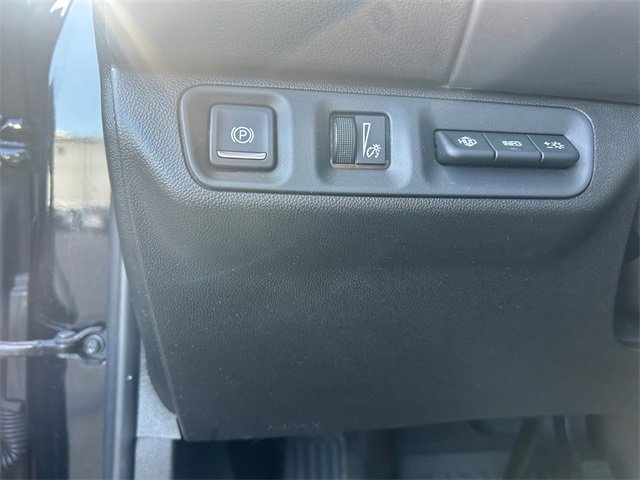 Used 2021 GMC Acadia AT4 w/ Technology Package image 24