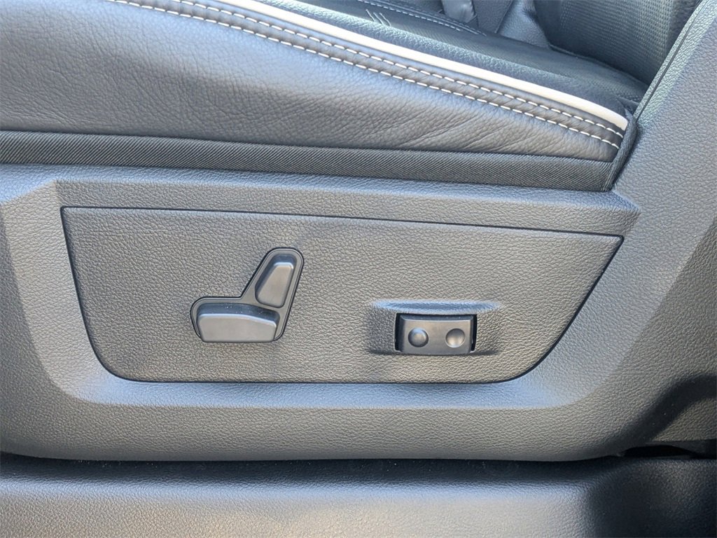 New 2026 RAM 2500 Rebel w/ Rebel Level 2 Equipment Group image 20