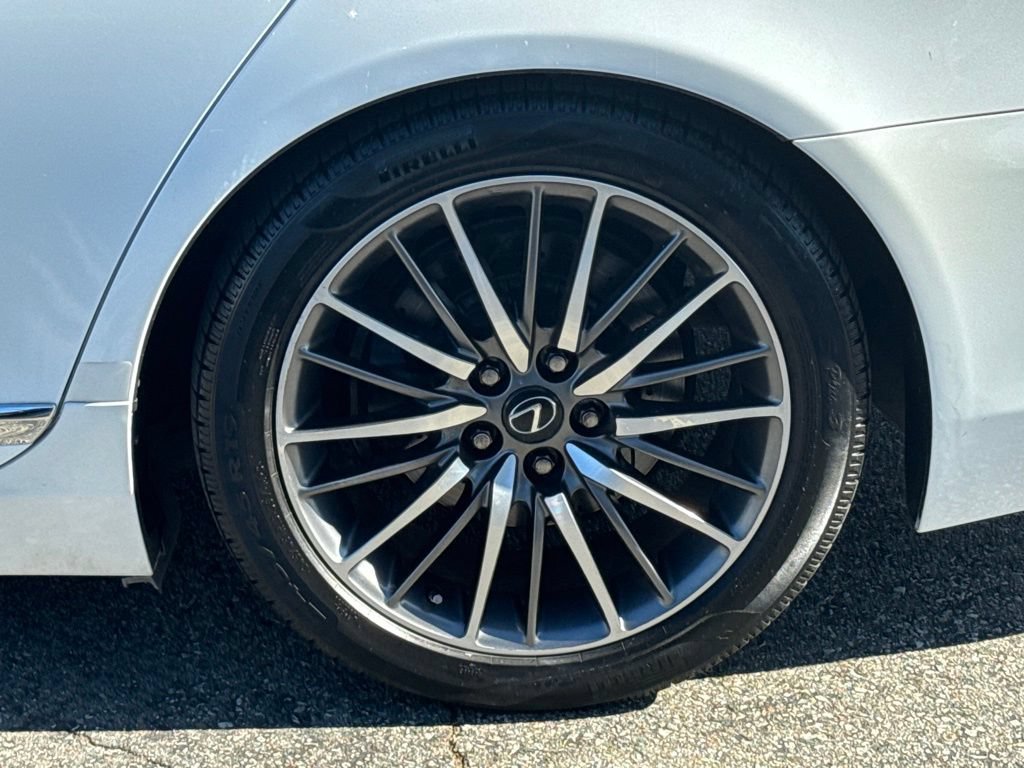 Used 2013 Lexus LS 460 w/ F-Sport Pkg RWD image 18