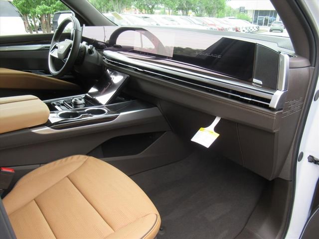 New 2026 Cadillac Escalade Luxury w/ LPO, Radiant Package AWD/4WD image 11