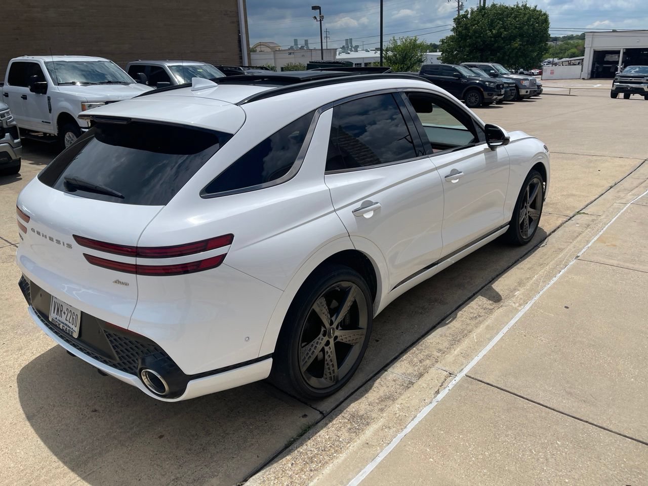 Used 2023 Genesis GV70 2.5T w/ Sport Prestige Package AWD/4WD image 6