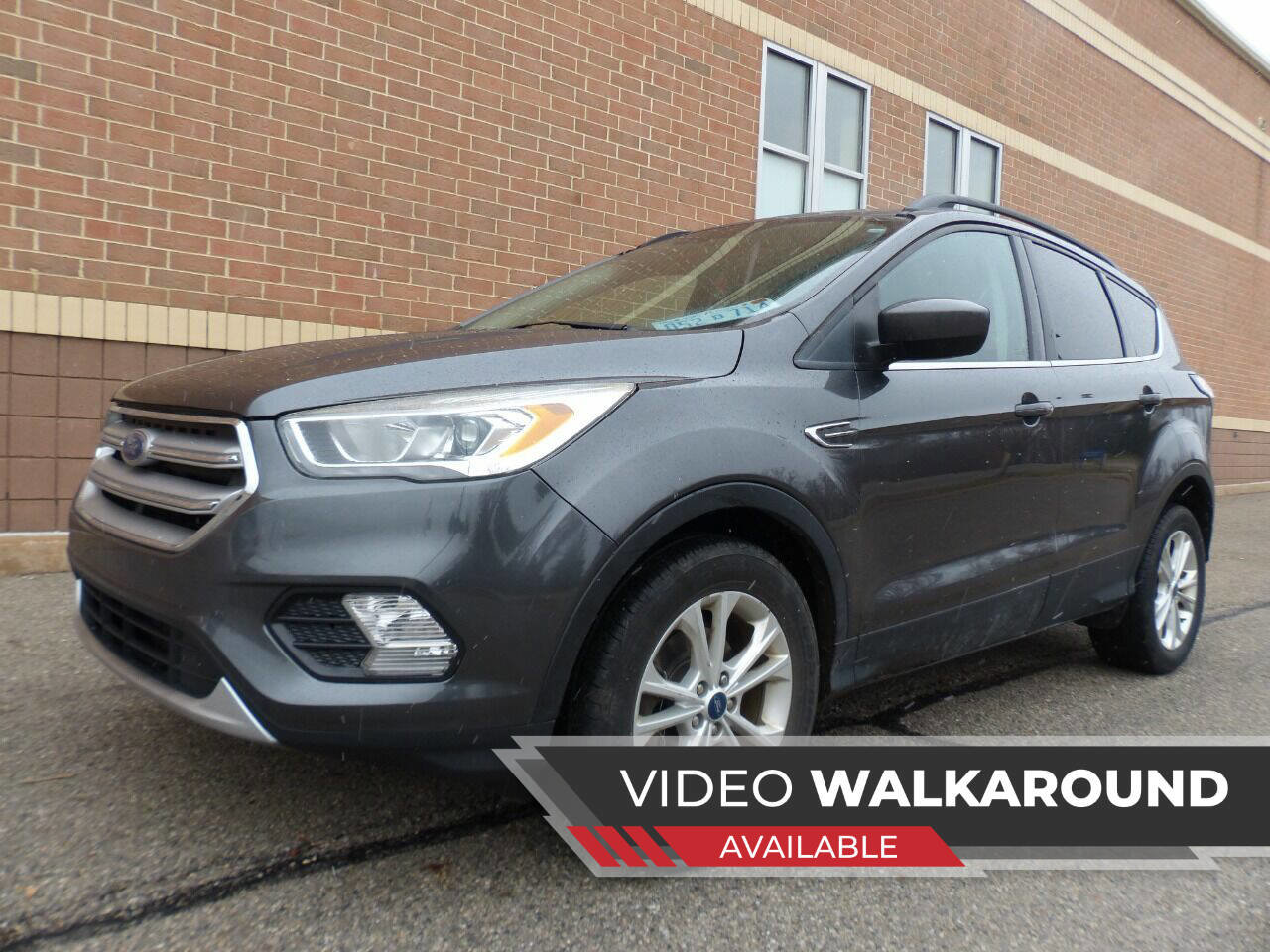 Used 2018 Ford Escape SE w/ SE Sync 3 Package