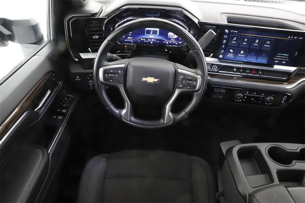 Used 2024 Chevrolet Silverado 2500 LT image 26