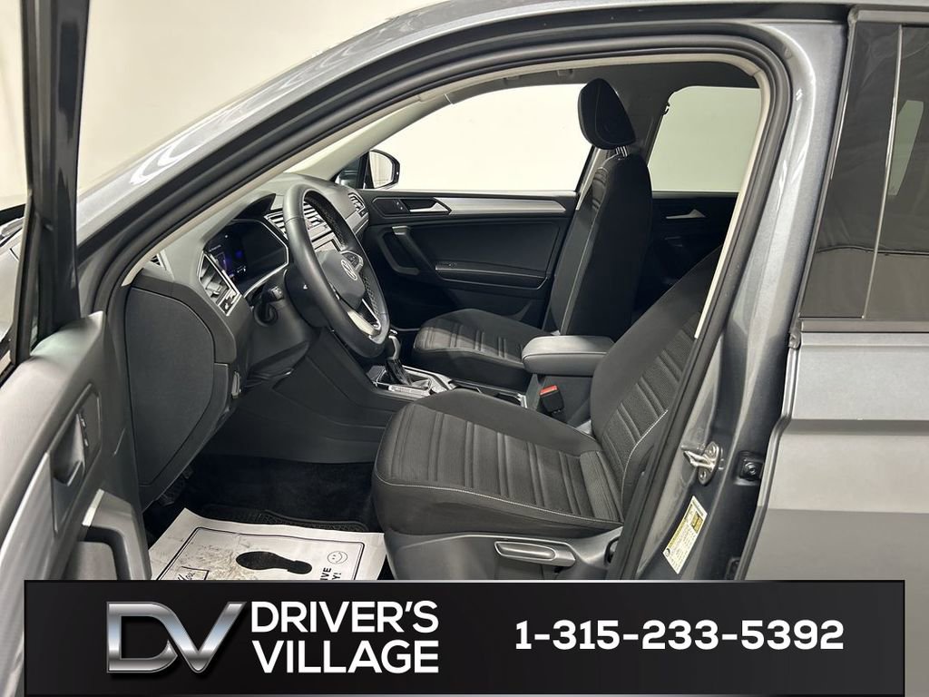 Used 2024 Volkswagen Tiguan S AWD/4WD image 9