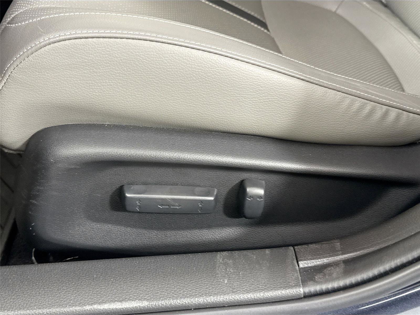 Used 2018 Honda Civic EX-L image 28