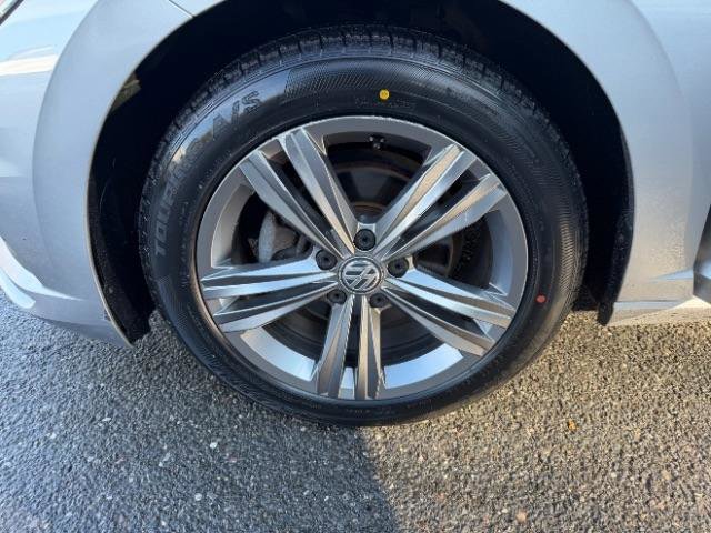 Used 2019 Volkswagen Jetta R-Line image 11