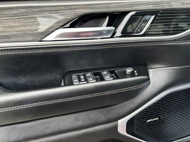 Used 2022 Jeep Wagoneer Series II w/ Premium Group I image 11