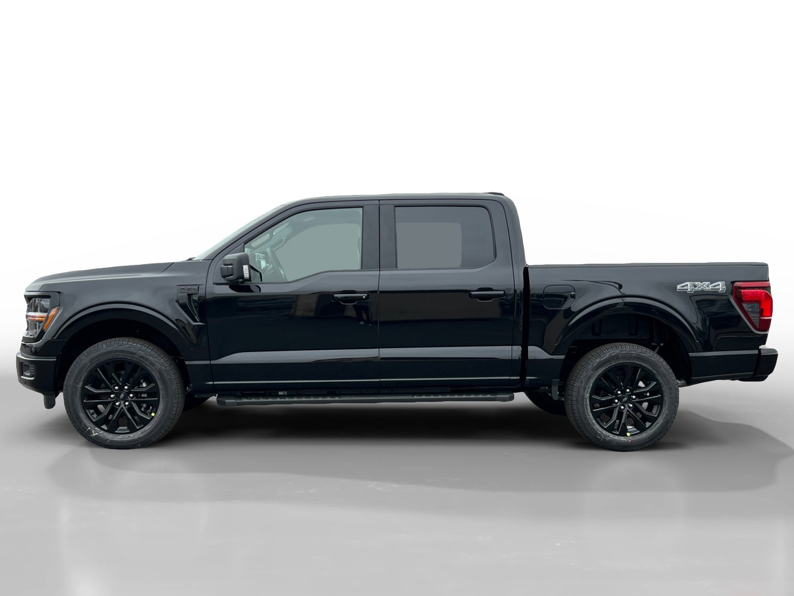 New 2025 Ford F150 XLT w/ Equipment Group 302A MID image 2