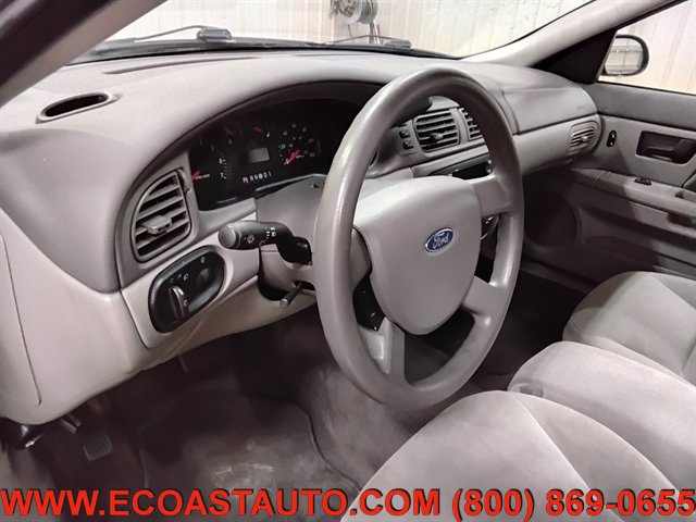 Used 2004 Ford Taurus SE FWD image 11
