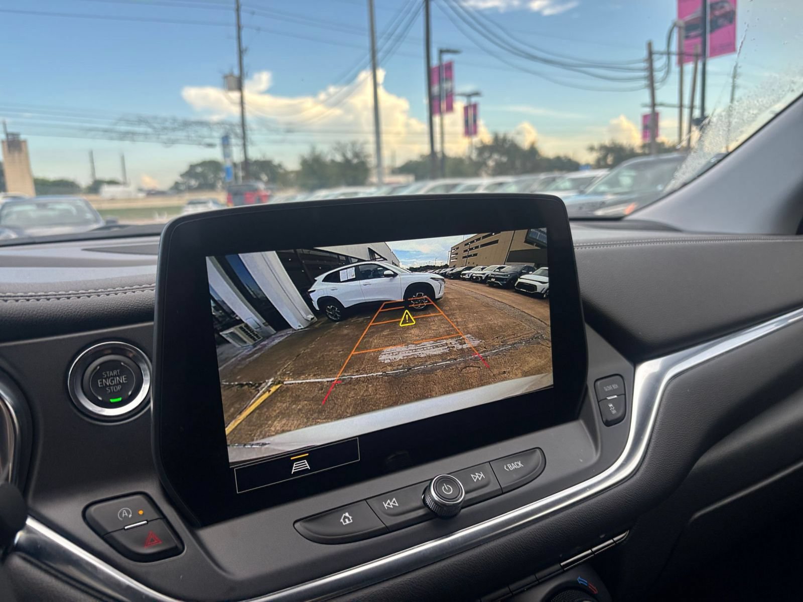 Used 2026 Chevrolet Blazer LT FWD image 24