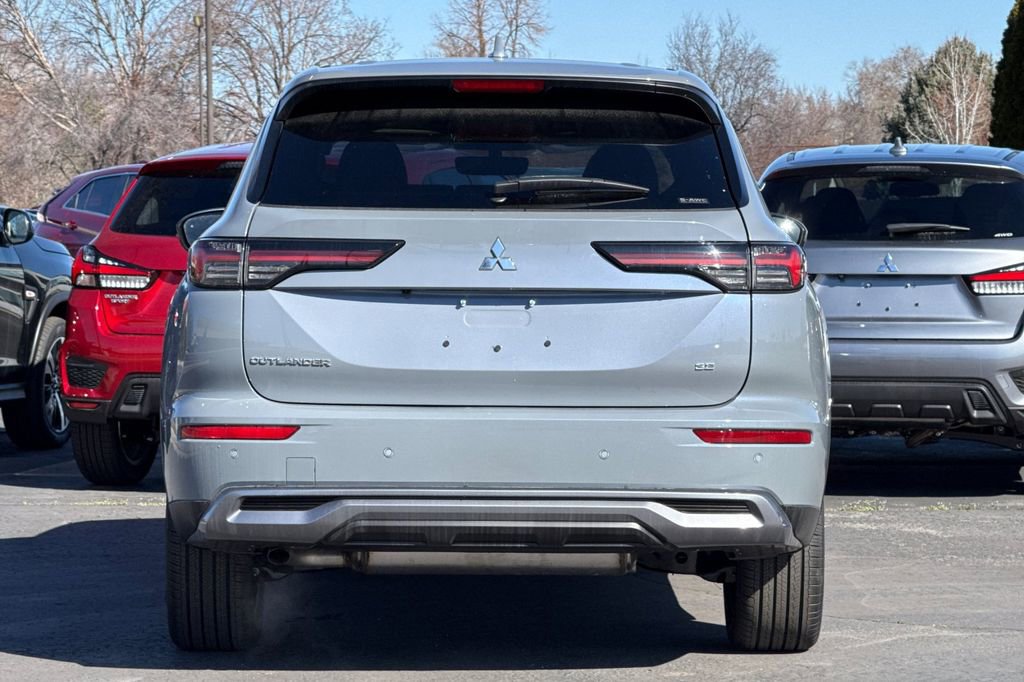 New 2026 Mitsubishi Outlander SE AWD/4WD image 5