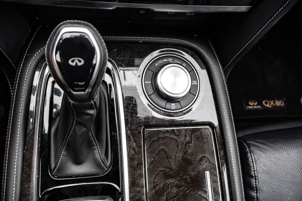 Used 2024 INFINITI QX80 Luxe image 30