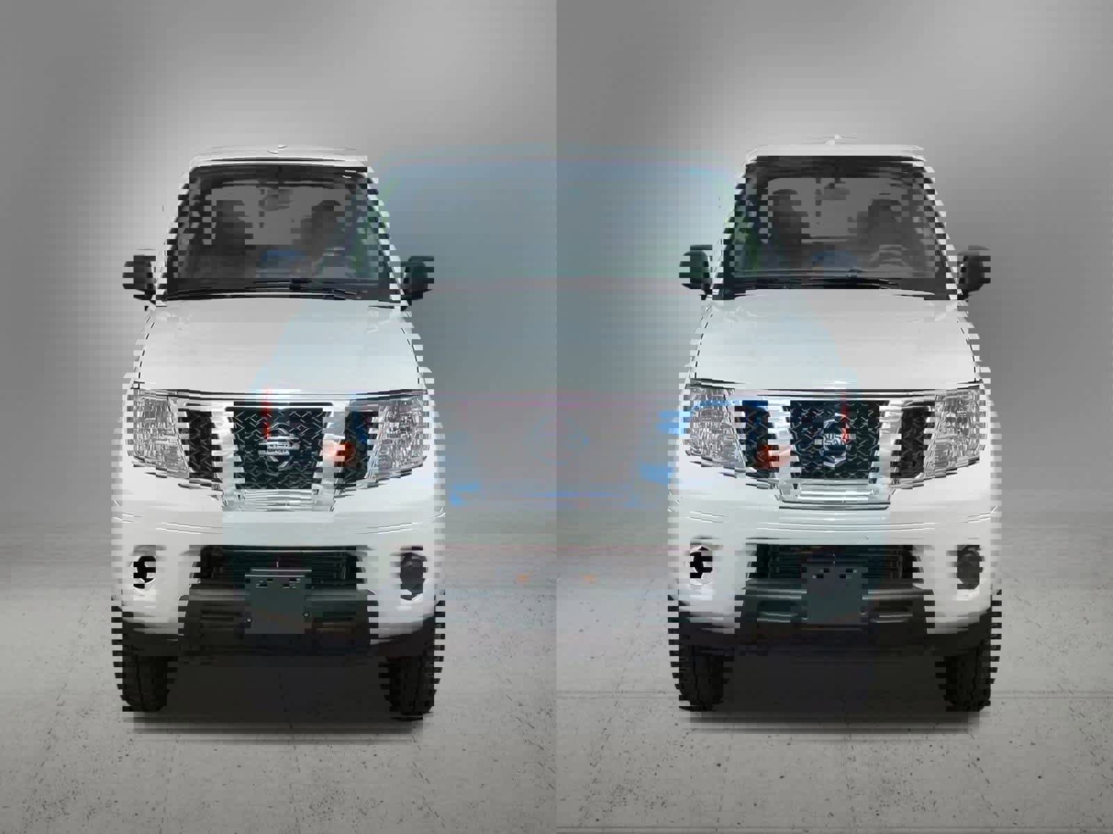 Used 2015 Nissan Frontier SV image 9