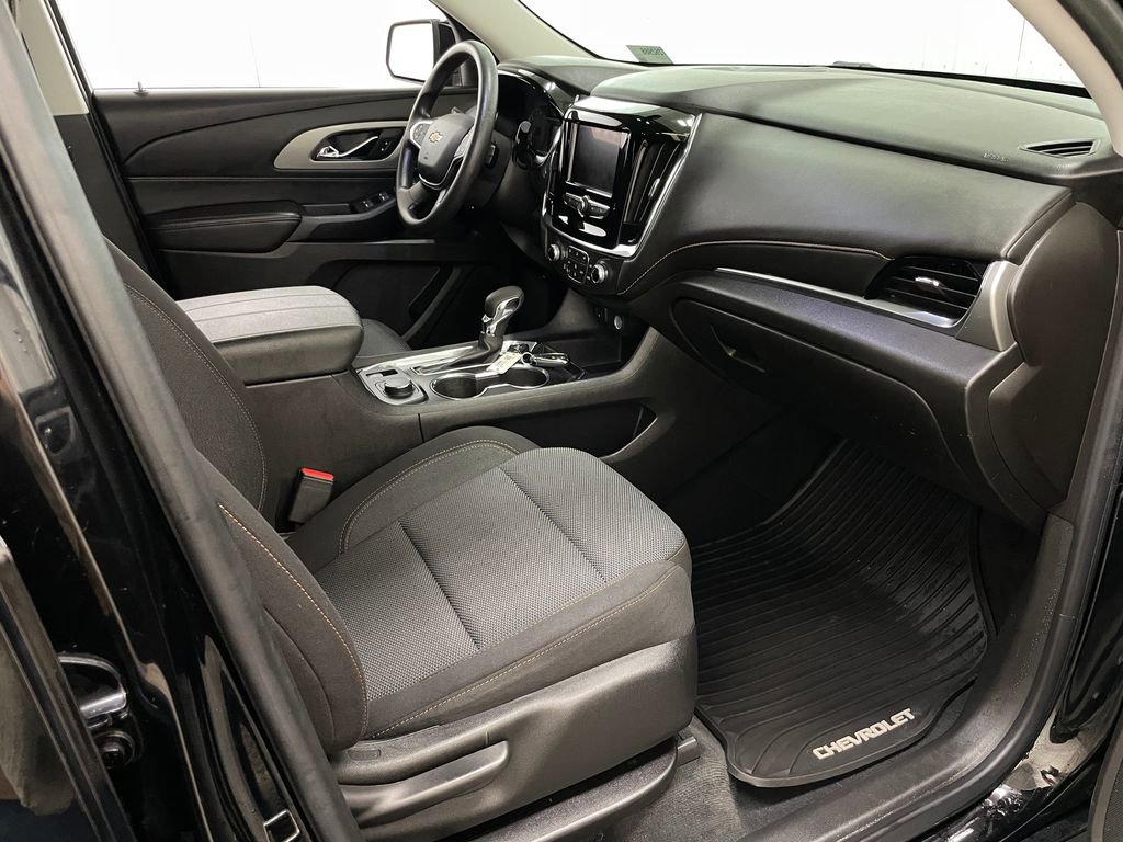 Certified 2021 Chevrolet Traverse LS image 35