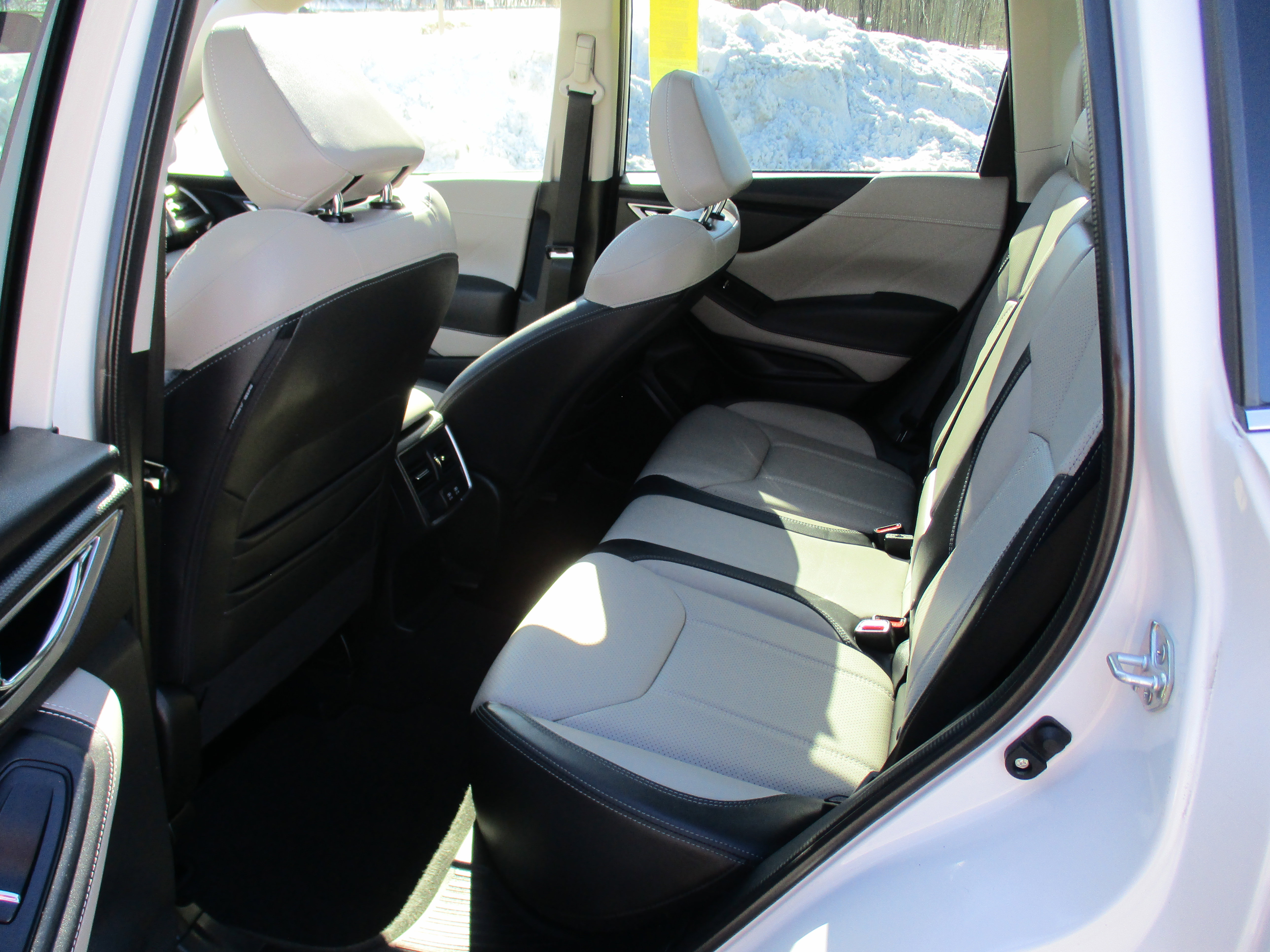 Used 2023 Subaru Forester Limited image 13