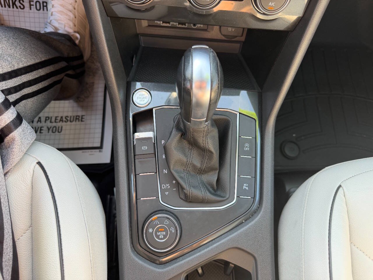 Used 2019 Volkswagen Tiguan SEL Premium R-Line AWD/4WD image 25