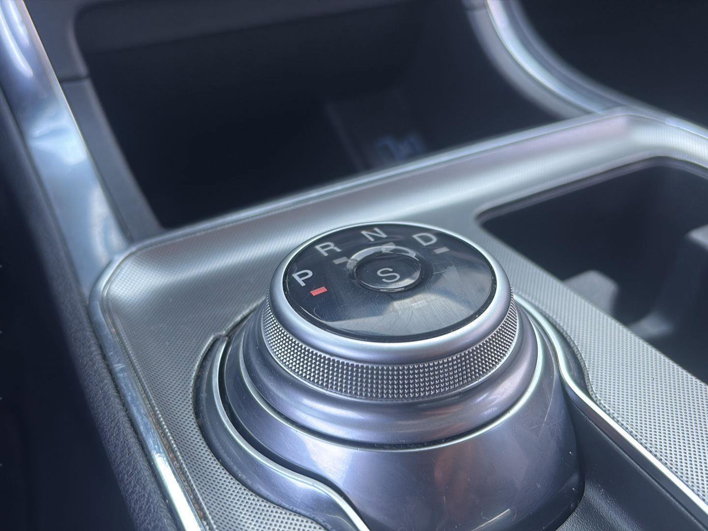 Used 2024 Ford Edge Titanium image 20