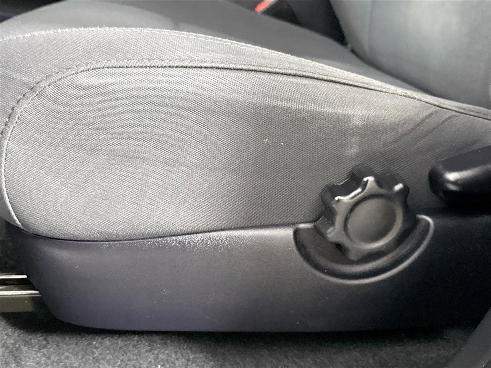 Used 2019 Toyota Tacoma TRD Off-Road image 30