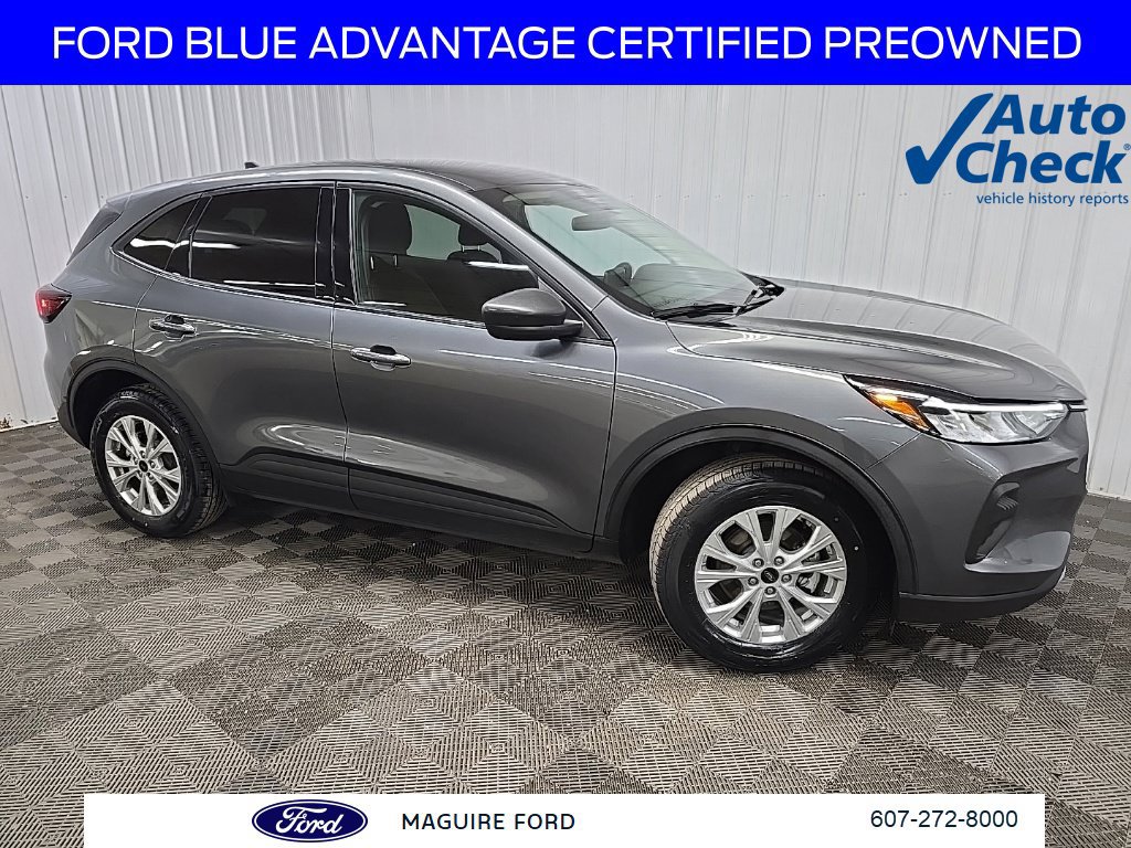 Certified 2025 Ford Escape Active AWD/4WD image 1