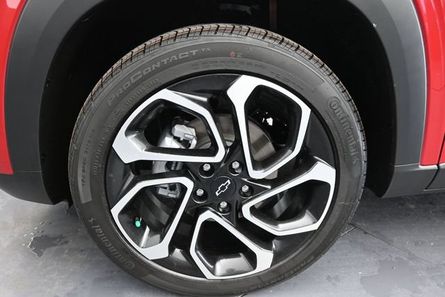 New 2026 Chevrolet Trax RS w/ Driver Confidence Package FWD image 17