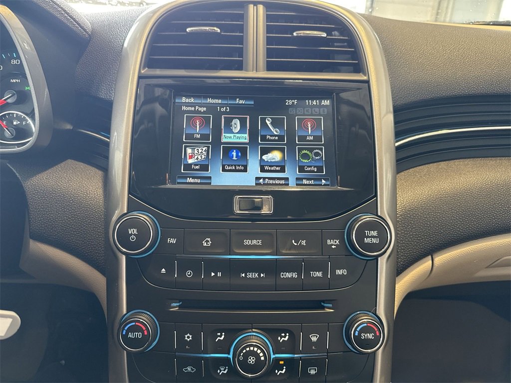 Used 2014 Chevrolet Malibu LT image 19