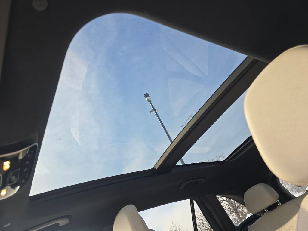 Certified 2026 Mercedes-Benz GLC 300 4MATIC image 3