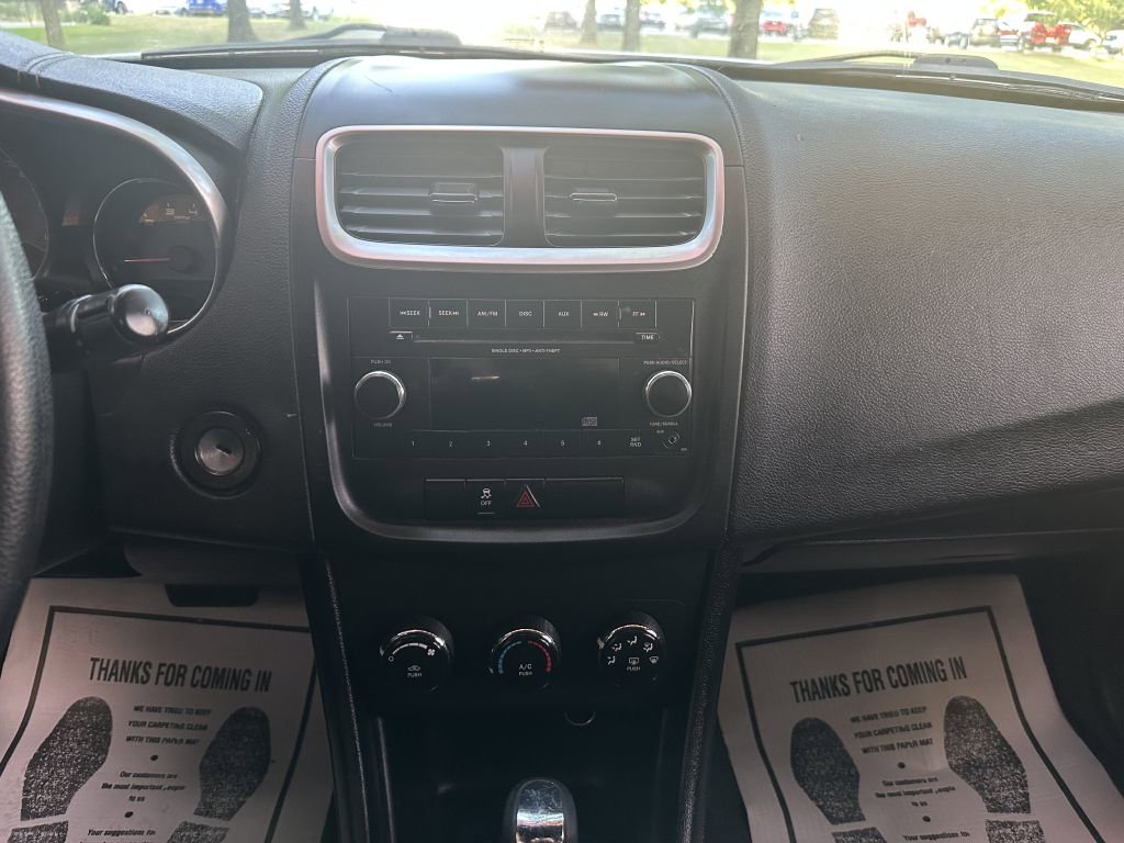 Used 2012 Dodge Avenger SE image 12