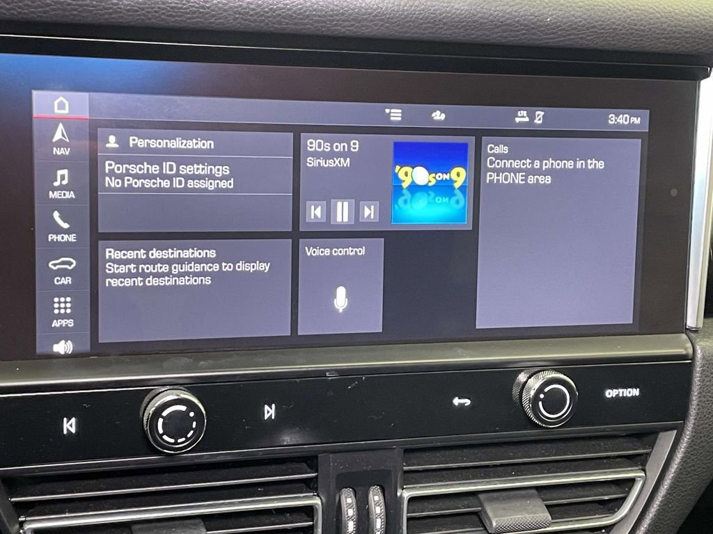 Certified 2022 Porsche Macan image 29