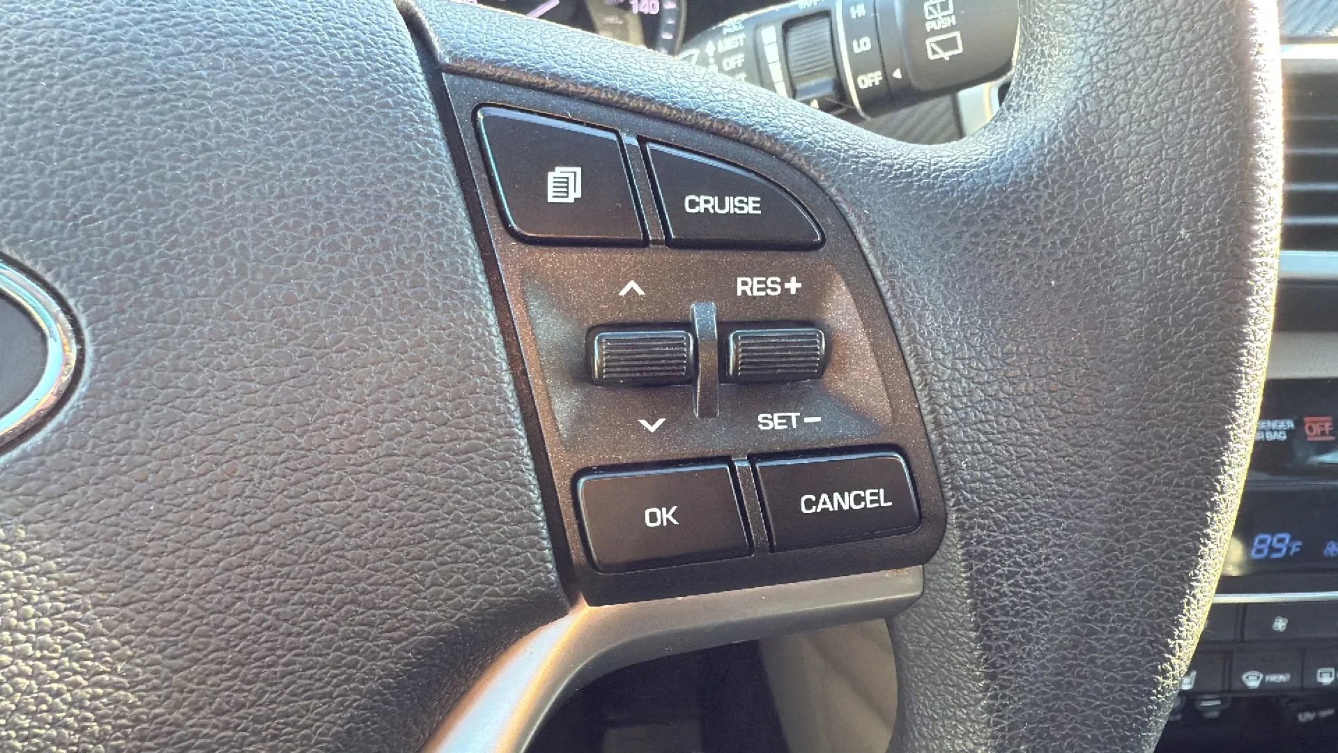 Used 2019 Hyundai Tucson Sport w/ Cargo Package AWD/4WD image 11