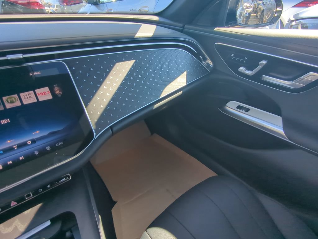 Certified 2026 Mercedes-Benz E 350 4MATIC Sedan image 4