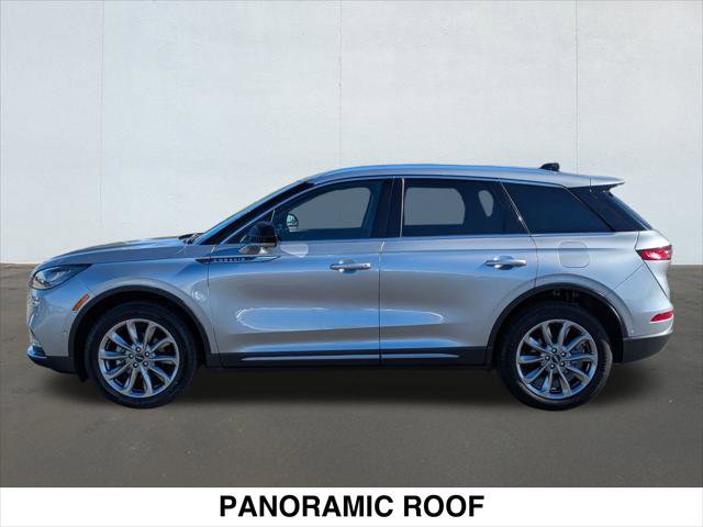 Used 2021 Lincoln Corsair FWD w/ Premium Package image 2