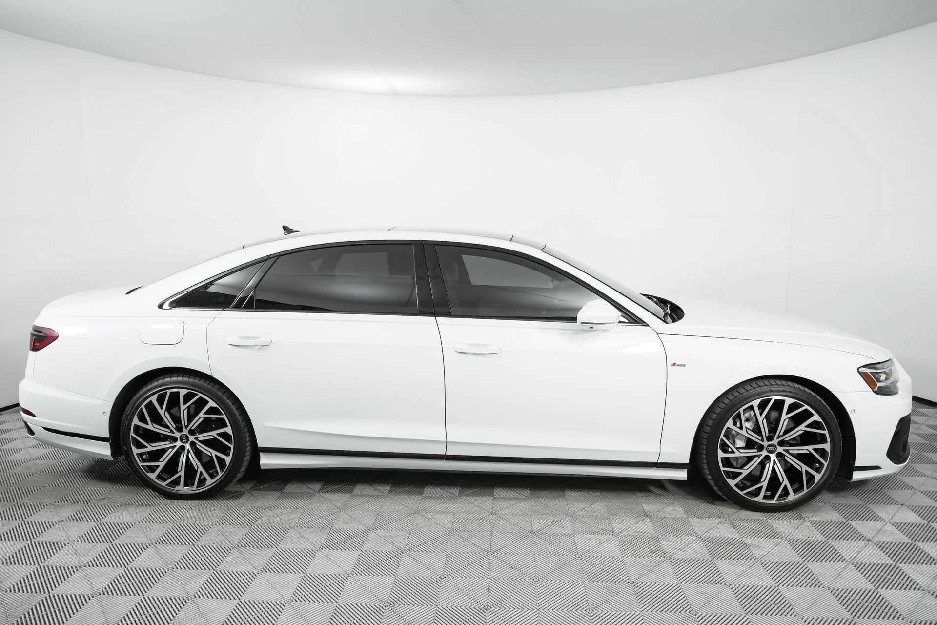 Used 2023 Audi A8 L 3.0T w/ Luxury Package AWD/4WD image 65