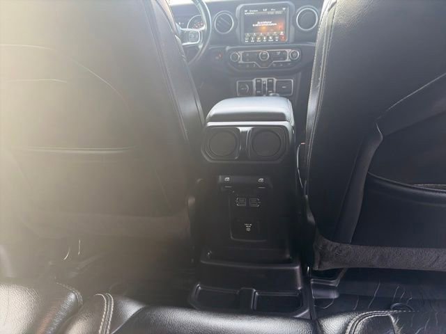 Used 2018 Jeep Wrangler Unlimited Sahara w/ Quick Order Package 24M Moab AWD/4WD image 48