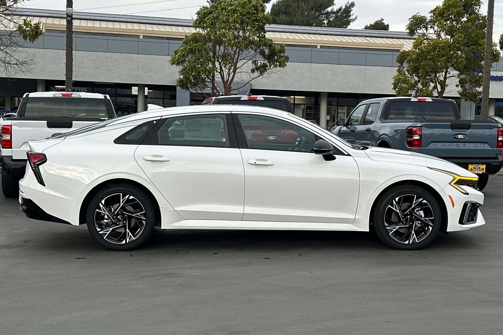 New 2026 Kia K5 GT-Line image 3