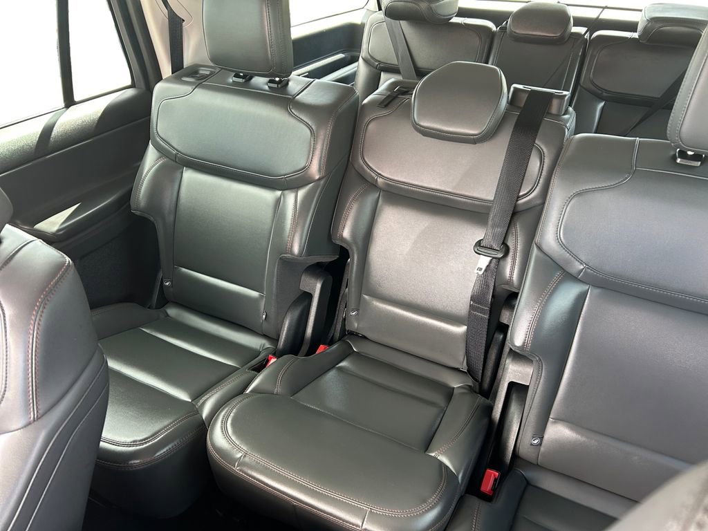 Used 2025 Ford Expedition Max Active AWD/4WD image 15