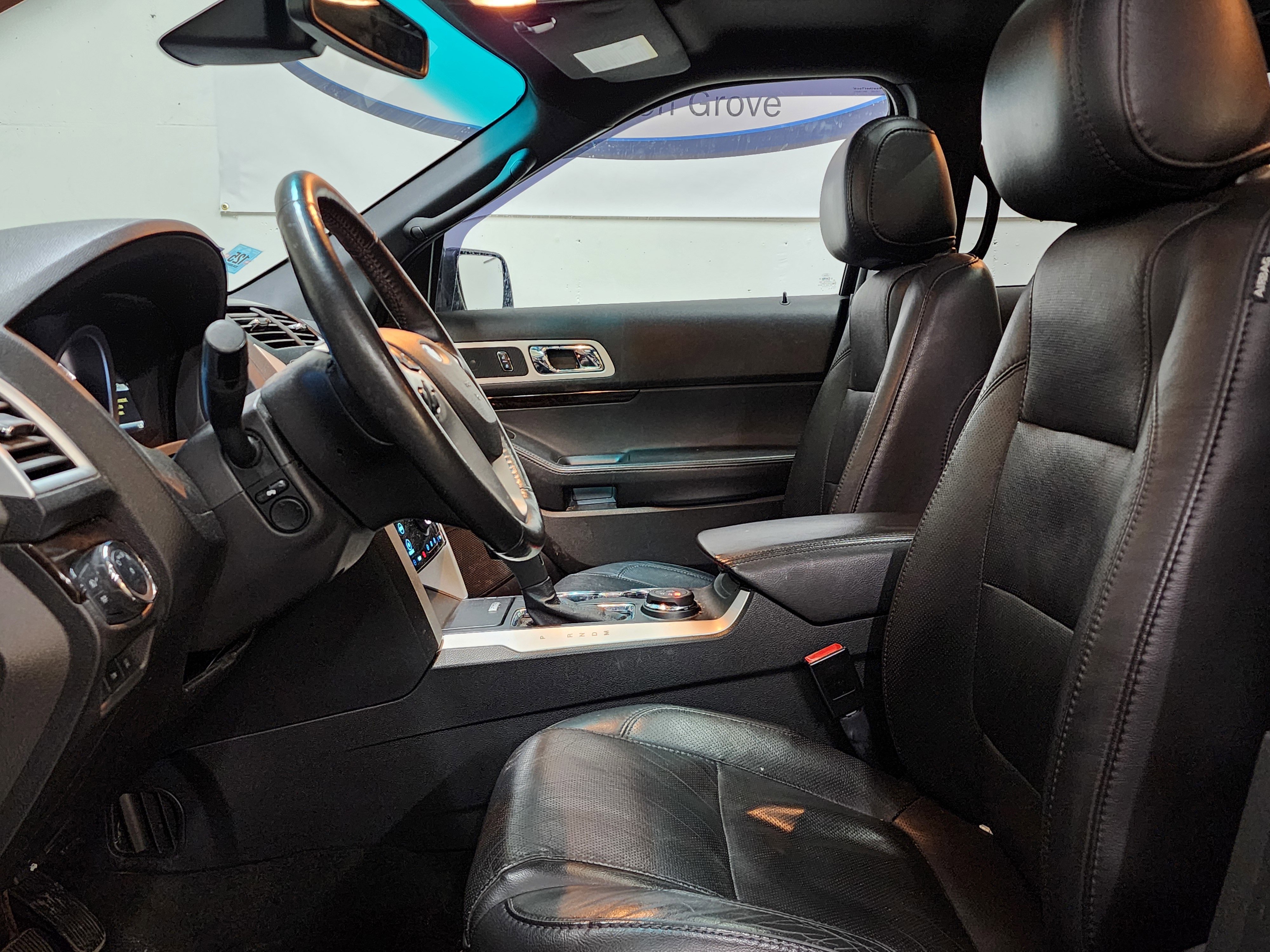 Used 2015 Ford Explorer Limited w/ Equipment Group 302A image 13