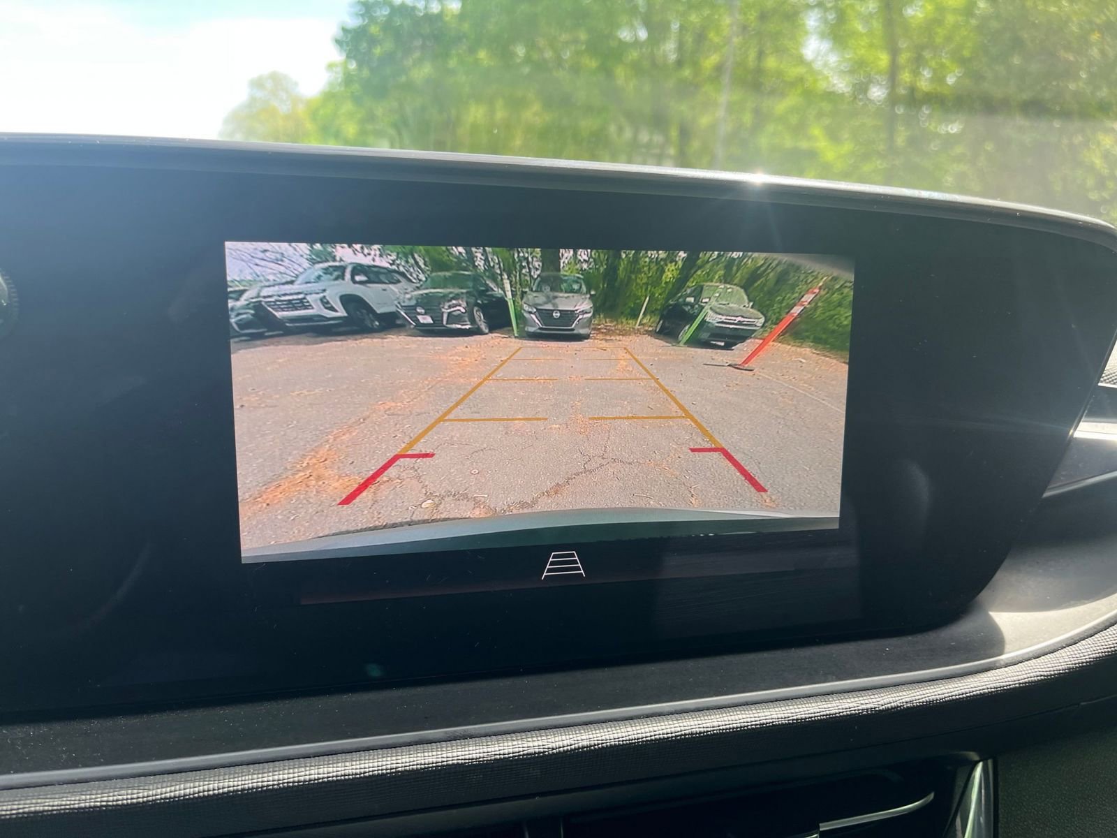 Used 2025 Buick Envista Preferred image 22