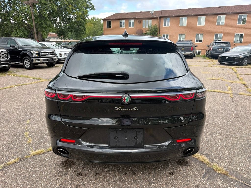 Used 2024 Alfa Romeo Tonale Veloce AWD/4WD image 6