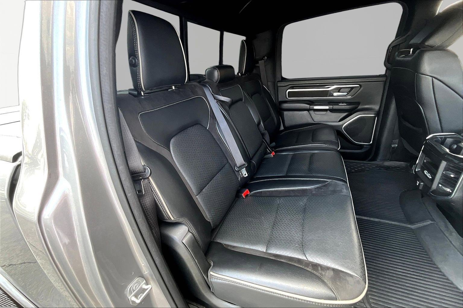 Used 2020 RAM 1500 Laramie w/ Sport Appearance Package image 26