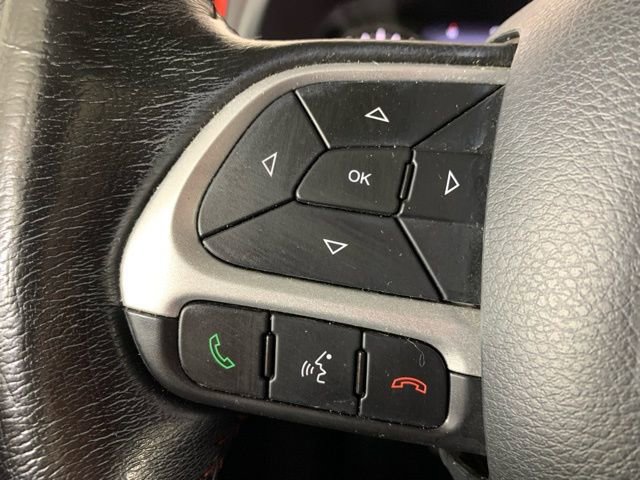 Used 2018 Jeep Renegade Trailhawk image 17