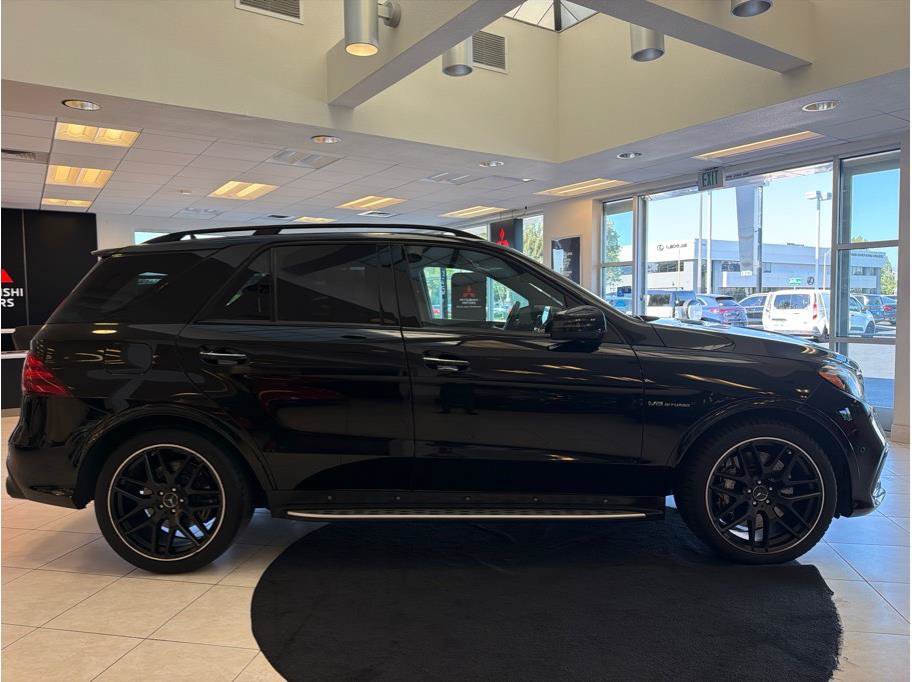 Used 2019 Mercedes-Benz GLE 63 AMG 4MATIC image 2