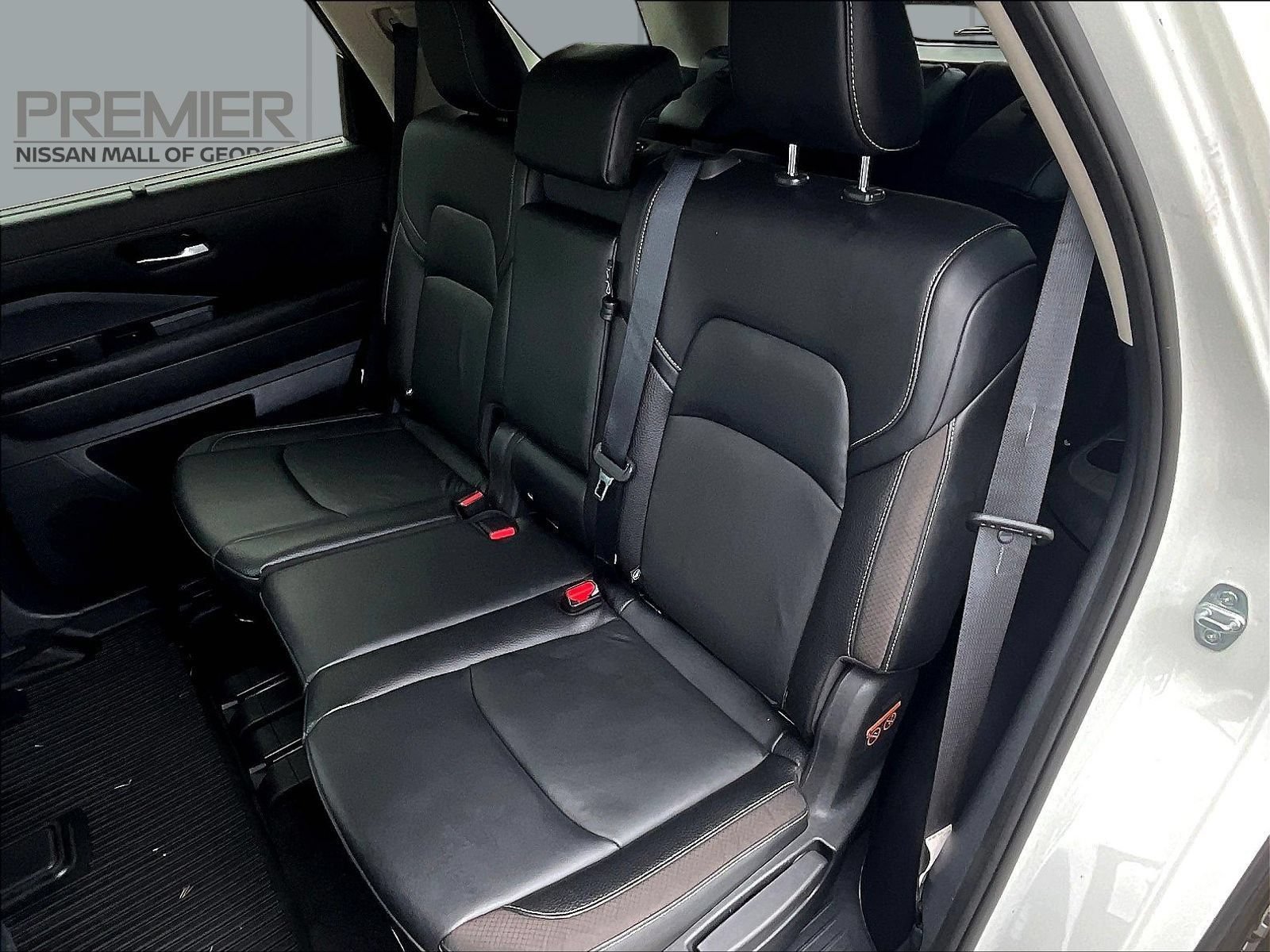 Certified 2022 Nissan Pathfinder SL AWD/4WD image 23