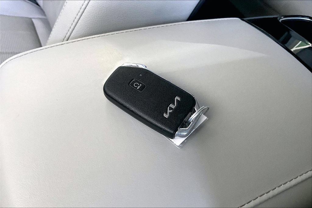 Used 2022 Kia Telluride EX w/ EX Premium Package AWD/4WD image 35