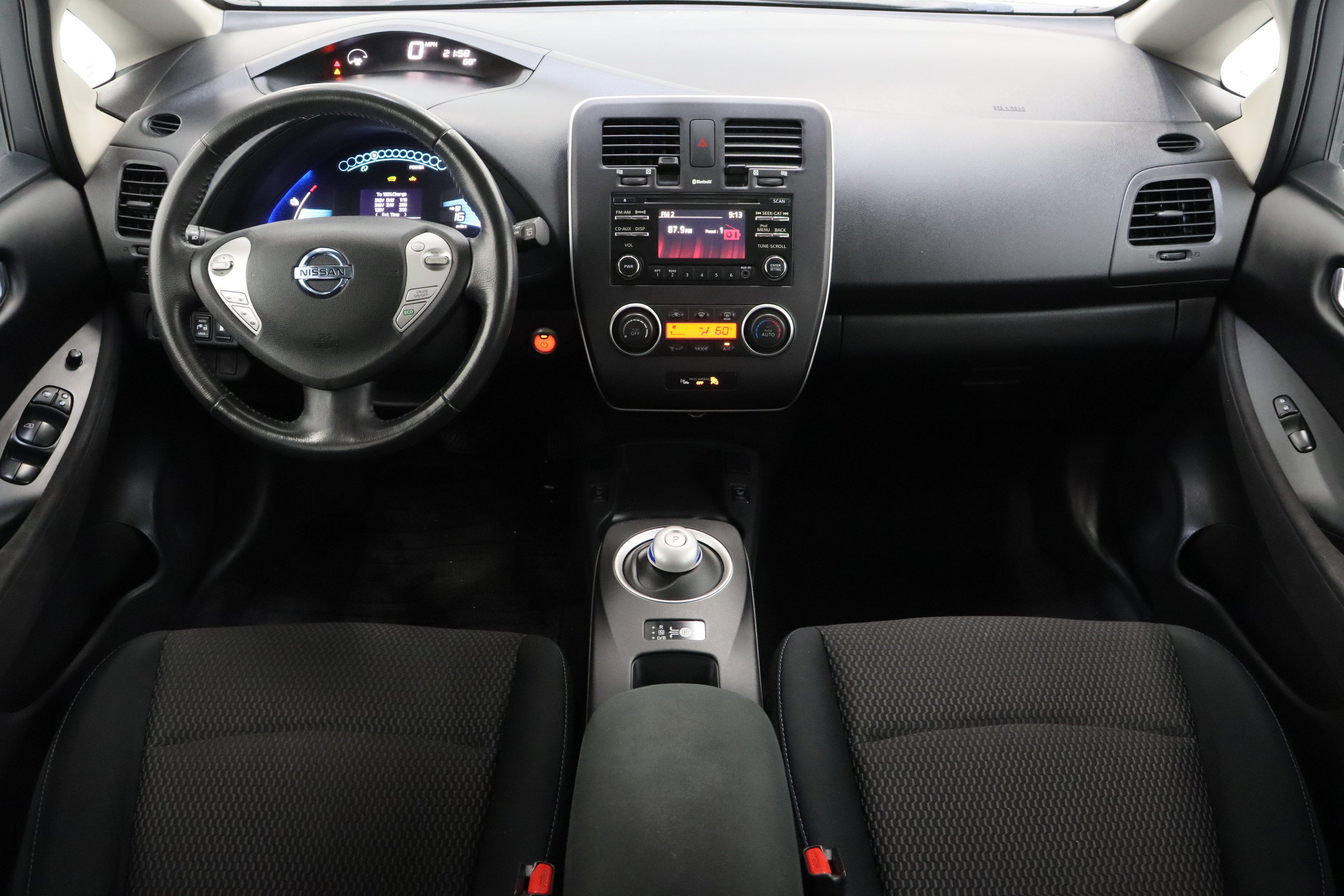 Used 2015 Nissan Leaf S w/ Charge Package FWD image 29