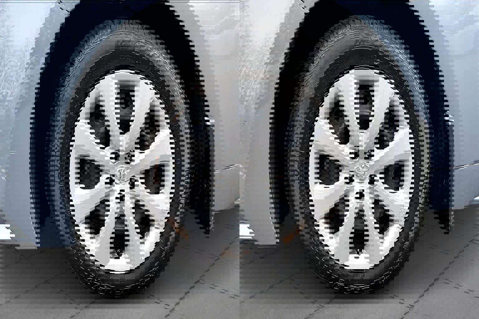 Used 2022 Toyota Corolla LE w/ Body Protection Package (TMS) image 11