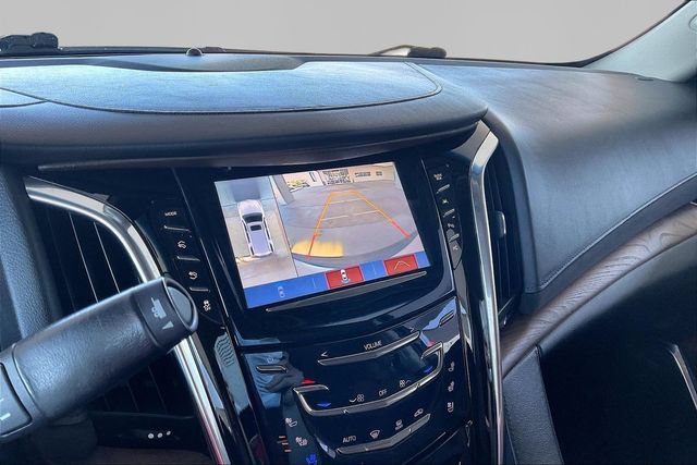 Used 2018 Cadillac Escalade Premium Luxury w/ LPO, Radiant Package AWD/4WD image 11